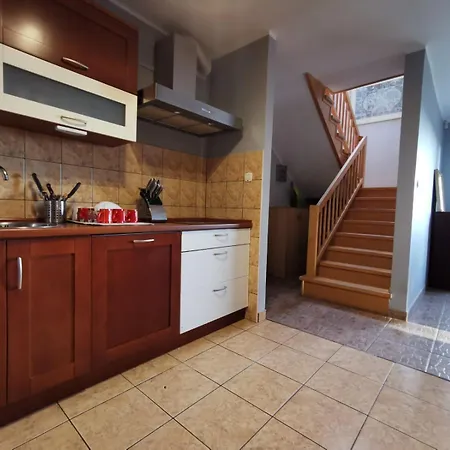 Holiday home Duzy Dom W Malowniczym Miejscu Na Kociewiu Pinczyn