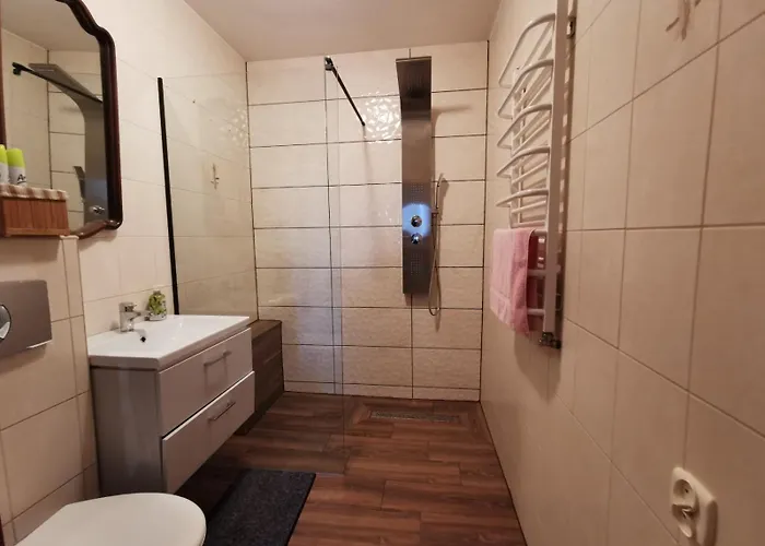 Duzy Dom W Malowniczym Miejscu Na Kociewiu Holiday home