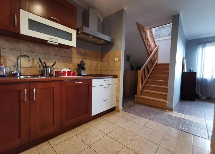 Holiday home Duzy Dom W Malowniczym Miejscu Na Kociewiu Pinczyn